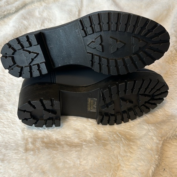 Jeffrey Campbell Cloudy Waterproof Chelsea Rain Boot - Size 6 - Picture 15 of 15